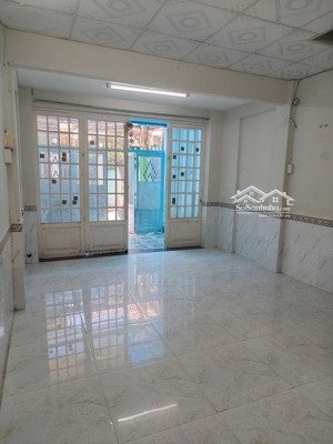 nhà 50m2, 2 tầng đúc hẻm sạch an ninh điện biên phủ p. gia định bình thạnh 5.6 tỉ tl