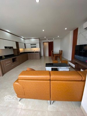 bán tòa nhà lk 7 tầng thang máy thông sàn víp nhất dv yên nghĩa vài bước ra phố quang trung.