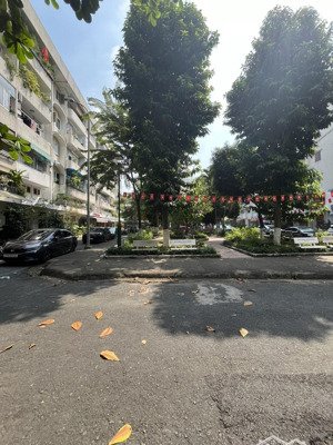 bán căn hộ cc 2pn, 1wc, 60m2, 3,7 tỷ tại hồ văn huê, phường 9, phú nhuận, hcm đẹp, nhiều tiện ích