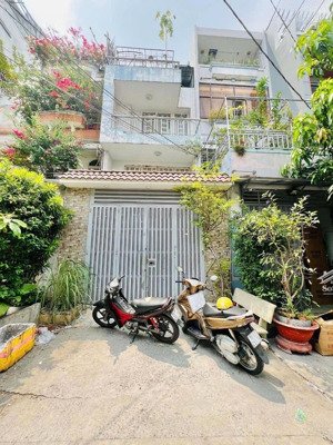 mặt tiền xịn kinh doanh - kề bên thoại ngọc hầu - luỹ bán bích - trung tâm tân phú ( 4.3m x 19m)