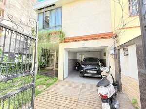 biệt thự bình thạnh, gần chợ bà chiểu, 200m2, 9x22m, 2t, qua lê quang định, nơ trang long, 1 chủ