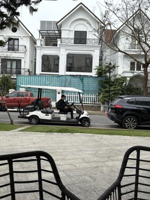 chính chủ cần bán biệt thự đơn lập khu hoa lan đối diện almaz - lh: 