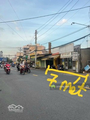 nhà shr 7m x 25m. mặt tiền đường trần thị cờ ngay ngã tư thới an 16