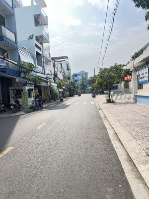 nha mặt tiền kdc đồng bộ bình hưng diện tích khủng ngang10 giá chỉ 7tỷ2