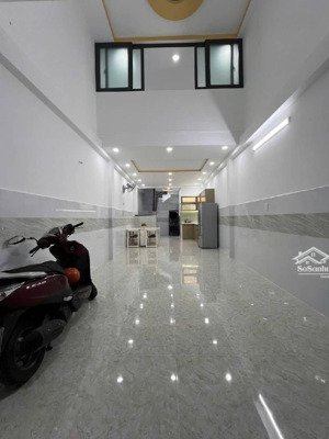 nhà hương lộ 2- 48m2- 3tầng -hxh- nhỉnh 5xty kết cấu;1tret,lửng,lầu.
hẻm xe tải -