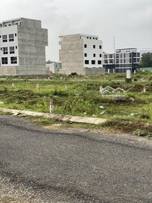 đất phân lô 9 chủ đường ngô chí quốc phường tam bình tđ diện tích (4.1x12.42) 50.92m2