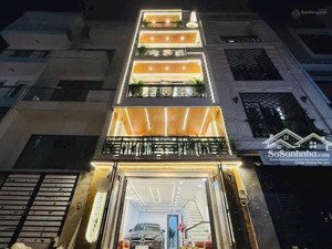 bán nhà đường nguyễn văn nguyễn, tân định q1. giá 6tỷ1/68m2 gần trường đh văn lang. cho thuê 30tr/t