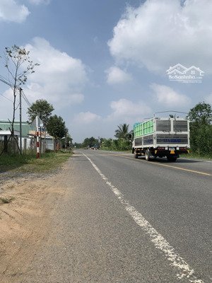 bán đất lô góc 2 mặt tiền 7.800m đh173 - xã sơn hoà - châu thành - bến tre gần cầu rạch miễu 2