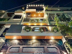 bán gấp giá 3tỷ3/72.9m2 ngay ngô quyền -p.8 -quận 10 đang cho thuê 26tr. gần chợ nguyễn tri phương