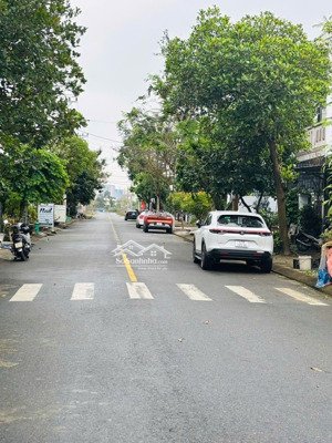 hót ! đươg thân văn nhiếp 7.5m - tdc bá tùng -hòa quý nhson đn- giá tôt nhât khu vưc chỉ 4t2