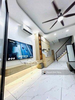 bán nhà 31m2 xây 4 tầng đông dư gia lâm , mới toanh giá tốt