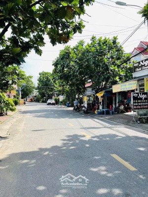 - bán lô đất đẹp mặt tiền đường thới an 13, phường thới an, quận 12
- dt : 5m x 28m công nhận 134m2