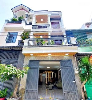 nhà gần chợ thiếc đang cho thuê 21tr/th đường tân phước-quận 11 diện tích lớn 69,2m2 giá 3tỷ2 tl