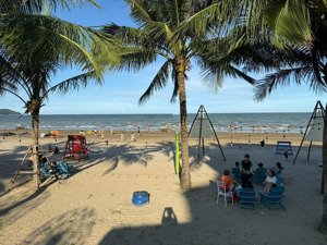 bán villa mặt biển vlasta sầm sơn 252m, sổ đỏ lâu dài, mặt tiền 14m, tiềm năng khai thác cao