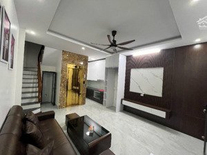 chính chủ cần bán nhà mới tinh tại ngọc trục - đại mỗ : 36m x 6 t thang máy. 3 thoáng chỉ 7,8 tỷ