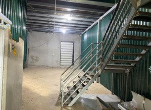 cho thuê kho đẹp mới xây 50m2 x 02 tầng = dtsd: 100m2 ngõ 200 nguyễn xiển, thanh xuân, 5,5tr/th