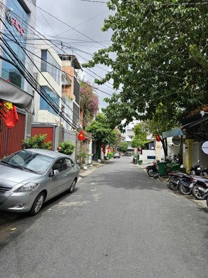 cần bán gấp nhà nguyễn văn đậu - hẻm xe hơi - 52m2 - 4 tầng btct - sổ vuông a4 - chỉ 9.x tỷ