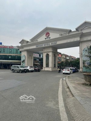 chính chủ bán đất dịch vụ thăng long -hinode royal park 139m2,mt7,7m giá 145tr/m2.lh 