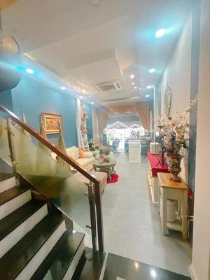 bán nhà mặt tiền nguyễn trọng tuyển phú nhuận - 71m2 - 4 tầng - 23.5 tỷ - nhà mới đẹp sẵn nội thất