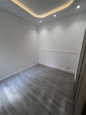 bán 2pn giá tốt, nhà mới , view sân vườn