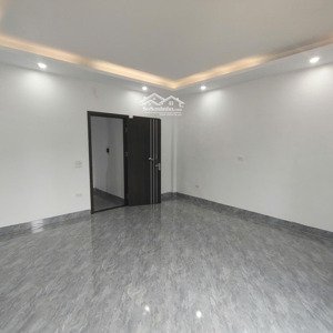 chính chủ bán nhà mới xây ở đồng mai, ngõ ô tô vào được