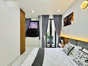 bán nhà giá ngộp hxh cách mạng tháng tám, q 3, dt 80m2, giá 4 tỷ 150tr, gần cv lê thị riêng, shr