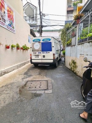 hẻm xe hơi đỗ cửa- đs4 gv- 2tầng - 50m2- ko lộ giới - ko quy hoạch - 6,5tỷ (tl)