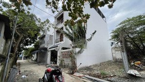 bán đất hẻm ô tô sư vạn hạnh gần biển hòn chồng nha trang có sổ hồng không ngập lụt 4,2 tỷ