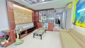 nhà 3 tầng 4 * 13m kiên cố gần cao đẳng công thương chợ hoa cau, chủ tặng nội thất, sổ hoàn công