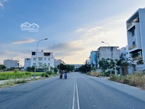 bán đất sổ đỏ cát lái, dt 9.5x20m (2 lô thông 2 mặt trước-sau), đường 12 mét, giá 65 triệu/m²