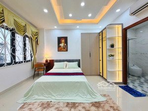 chủ cần tiền bán gấp giá 5,25 tỷ tại trung tâm quận 1, trần hưng đạo. dt 105m2, shr, thuê 30 tr/th.