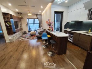 chính chủ cho thuê nhanh căn 2n2vs ful đẹp cc hoàng thành pearl vào được luôn