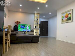 Bán Căn Hộ Chung Cư CT16 Trần Điền, Khu Đô Thị Định Công. 3 ngủ mới đẹp, DT 83m2, Giá 8 Tỷ.