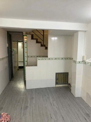 bán nhà hẻm xe tải trịnh đình trọng, 8,6 tỷ, 50m2, dt:4,1*12m, 4 tầng, giá 8,6tỷ