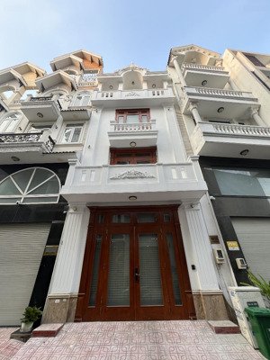nhà phố 5 tầng-thang máy-đường nhựa 8m-ngay svđ quận 7-giá 8,7 tỷ