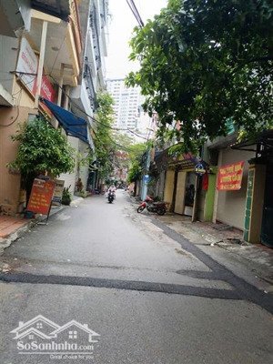 bán nhà dòng tiền 12 phòng khép kín - giáp bát 192 m , giá 32 tỷ