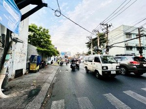 gấp bán giảm mạnh 1,6tỷ-nhà mặt tiền kinh doanh sầm uất-56m2. chỉ nhỉnh 9 tỷ.