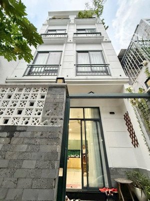 8 tỷ trao tay nhận nhà ở ngay trước tết.