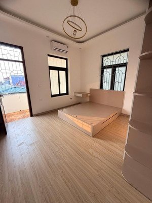 căn dịch ccmn tổng 9 phòng khép kín cho thuê