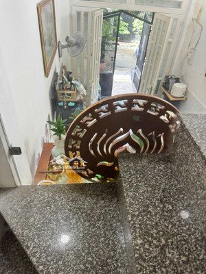 bán nhà quận 10. đường vĩnh viễn. hẻm xe hơi đậu cửa. 7 tỷ 2.