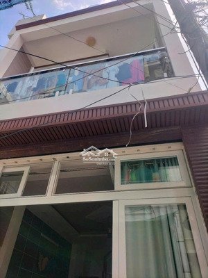 bán nhà 2 mặt hẻm 5m gò dầu- tân phú.dt 4x13- đúc 1 lầu- nhà đẹp ở ngay- chỉ hơn 5 tỷ