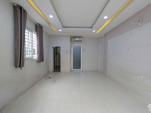 hiếm chỉ nhỉnh 6 tỷ, nhà 4*8, 4 tầng, ngay phan xích long- chủ gấp bán