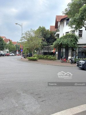 cho thuê mặt bằng kinh doanh, văn phòng biệt thự việt hưng ,long biên 215m2 giá 16 triệu / tháng