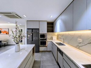 sunrise city south, 106 m2, 2pn, đầy đủ nội thất, bán 8.5 tỷ, sổ hồng đầy đủ