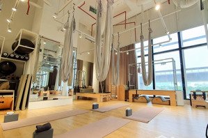 shophouse vinhomes greenbay 2 tầng - đập thông tầng 1 và 2 - dtsd 143m2 - giá tốt