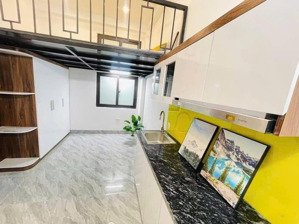 bán nhà dòng tiền 123/64 xuân thủy, 40m2x5 tầng, lô góc, 7 phòng khép kín. 9.75 tỷ