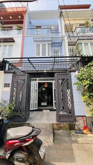 bán nhà sổ hồng riêng hẻm xe hơi gần ub phường thạnh xuân - chỉ 5 tỷ xx