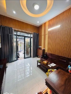 nhà đẹp 4 tầng, ngay bốn xã, lê văn quới, đường nhựa xe tải 7m, dt 4x20m, giá hơn 8 tỷ, ko lộ giới