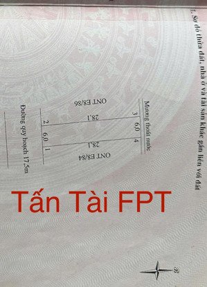 em tấn tai fpt giới thiệu lô đất diện tích lớn sát chợ điện ngọc giá chỉ chưa tới 24 triệu/m2