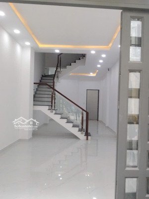 nhà chính chủ đang cho thuê thu nhập sẵn cần tìm chủ mới ạ